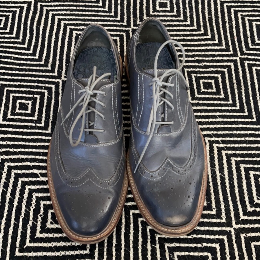 Penguin men’s dress shoes